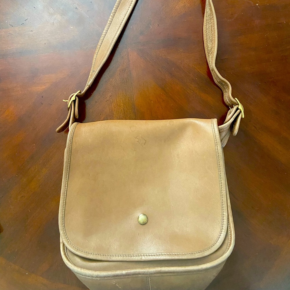 Vintage Coach shoulder bag